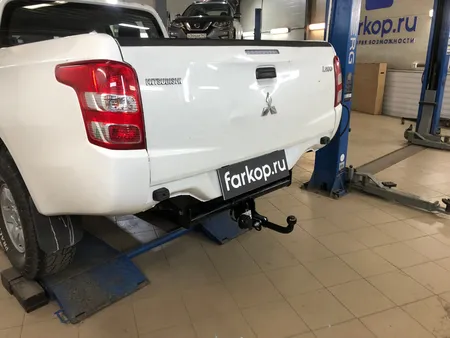 Фаркоп Лидер плюс для Mitsubishi L200 2015- Арт. M117-A M117-A в Пермь