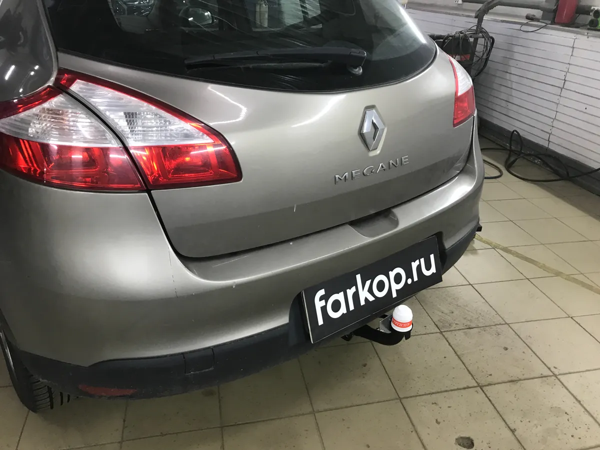 Фаркоп Трейлер для Renault Megane (5дв. хэтчбек ) 2008-2016 Арт. 9050 9050 в Пермь
