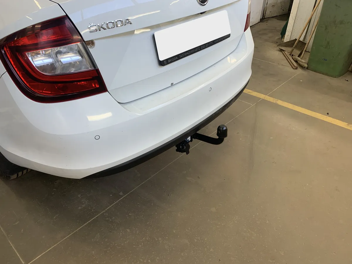 Фаркоп Berg для Skoda Rapid 2014-2020 F.5112.001 в Пермь