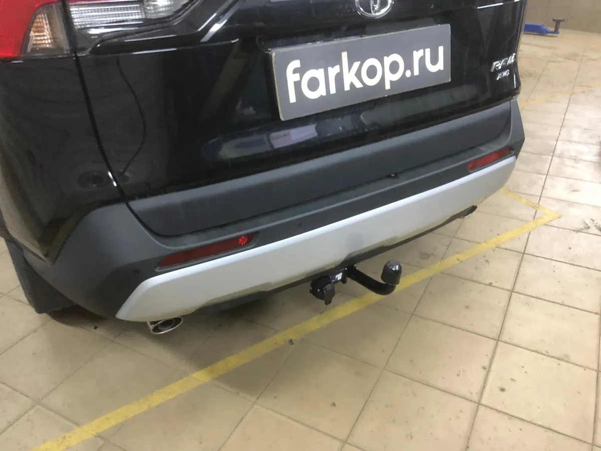 Фаркоп Berg для Toyota RAV4 2019- F.5717.001 в Пермь