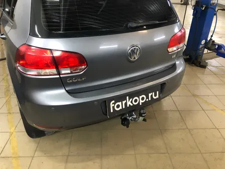 Фаркоп Galia для Volkswagen Golf 2008-2013 A038C в Пермь