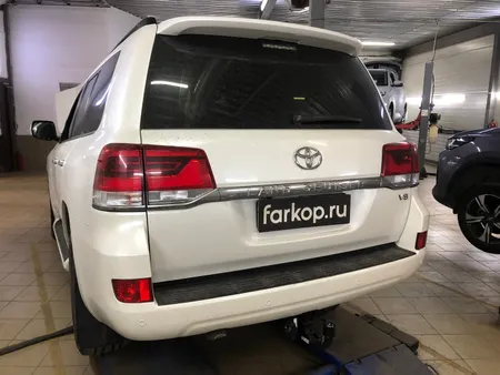 Фаркоп Steinhof для Toyota Land Cruiser J200 2008- T-172 в Пермь