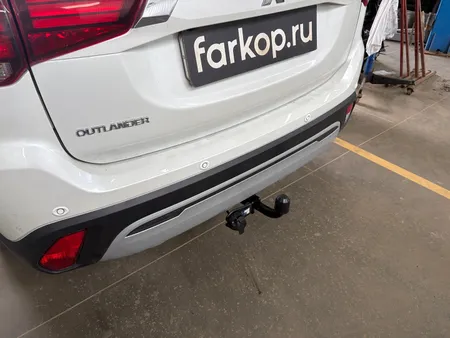 Фаркоп Berg для Mitsubishi Outlander 2012-2022 Арт. F.4013.001 F.4013.001 в Пермь