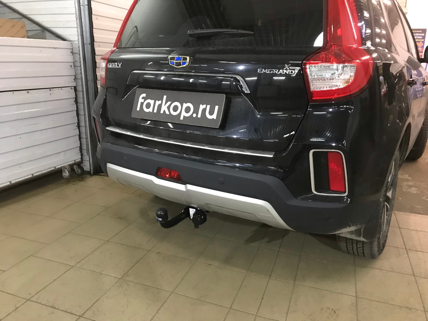 Установили фаркоп Oris для Geely Emgrand X7 2019 г.