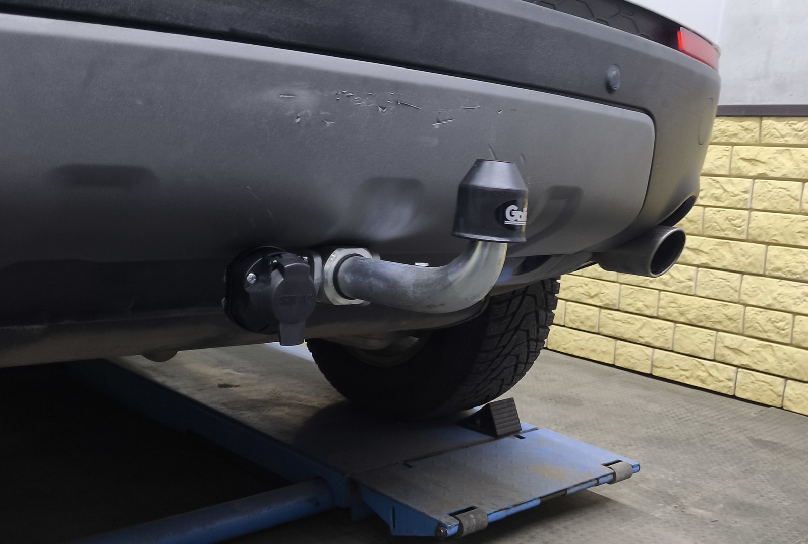 Установили фаркоп Galia для Land Rover Discovery Sport 2015-2019 г. в.